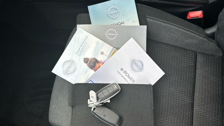 Nissan Qashqai 1.5 E-Power N-Connecta 5dr Auto Hybrid Hatchback